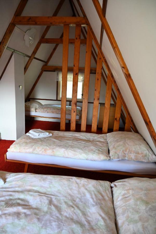 RS BERNOV Zátiší Hotel Nejdek Exterior foto